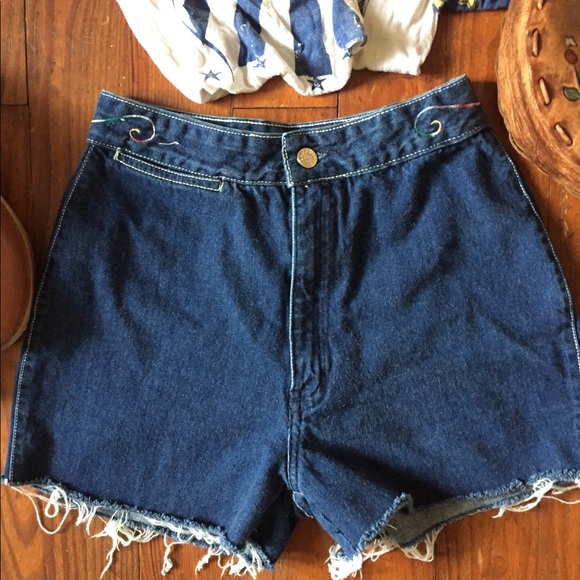Vintage high waist denim shorts 1970’s - Picture 2 of 7